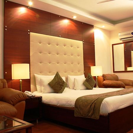Oyo 367 Hotel Forest Green Yeni Delhi Dış mekan fotoğraf