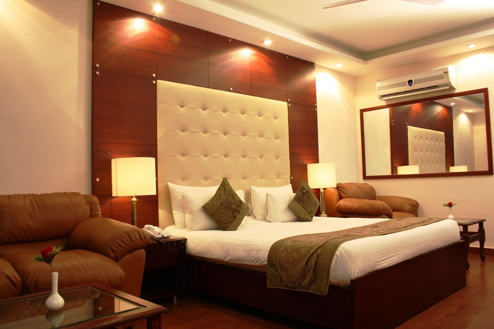 Oyo 367 Hotel Forest Green Yeni Delhi Dış mekan fotoğraf